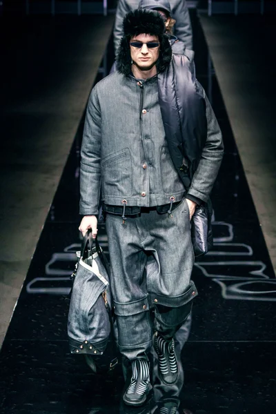 Look 47